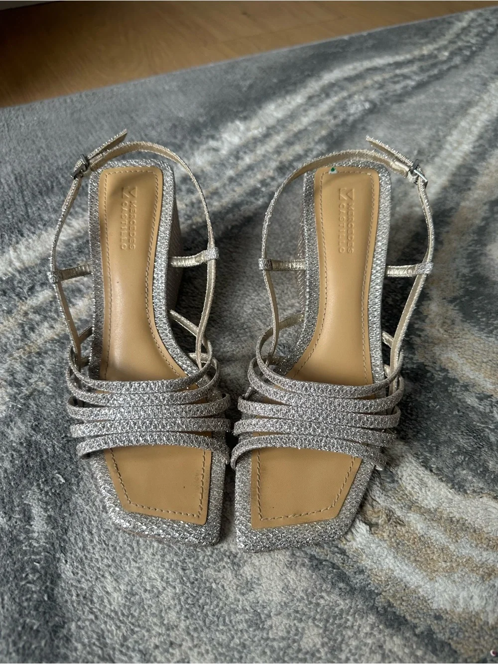 MERCEDES CASTILLO glitter strapped